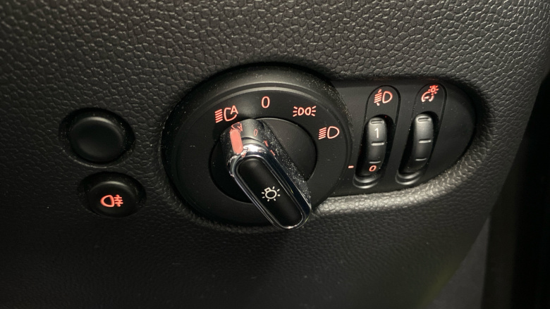 MINI Convertible 1.5 Cooper Classic Premium 2dr Auto Petrol Convertible